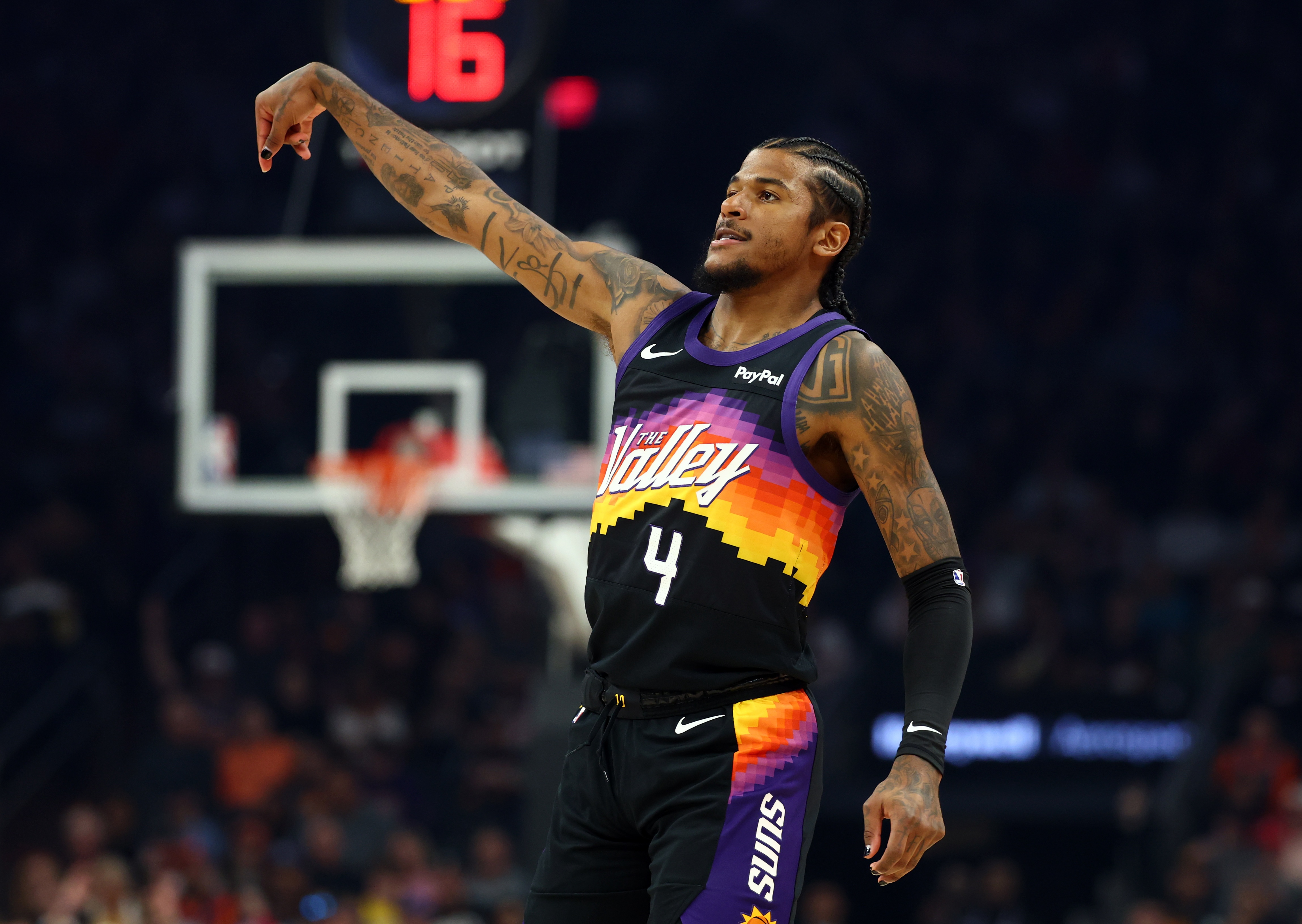 开云体育下载-杀疯了！杰伦·格林高难度中投打进后三分还有 8记三分平生涯最高