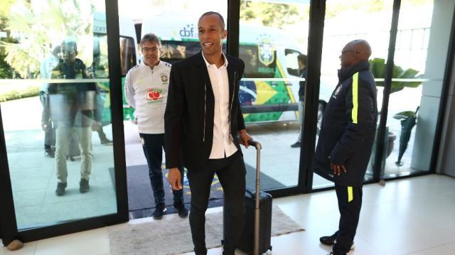 kaiyun-米兰达接近加盟圣保罗告别中超 将签署1+1新合同