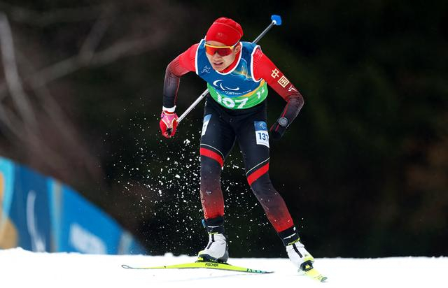 kaiyun-锐评｜笑对万难，他们值得被更多人看见|冬残奥会|越野滑雪|高山滑雪|奖牌榜|刘子旭_新浪体育_新浪新闻