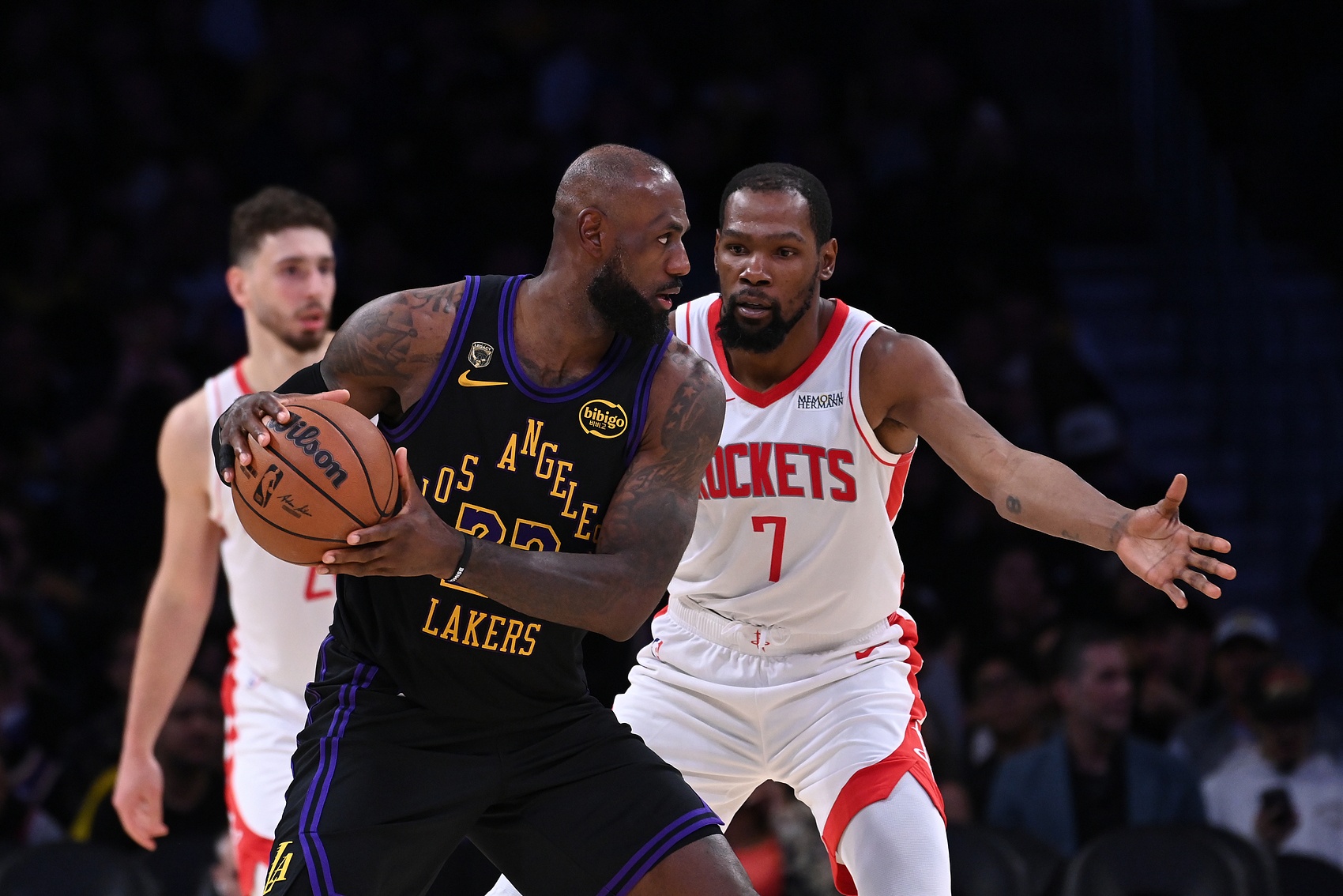 开云体育app-勇记：火箭曾被勇士压制最终在园区被湖人打散 这次历史要重演？